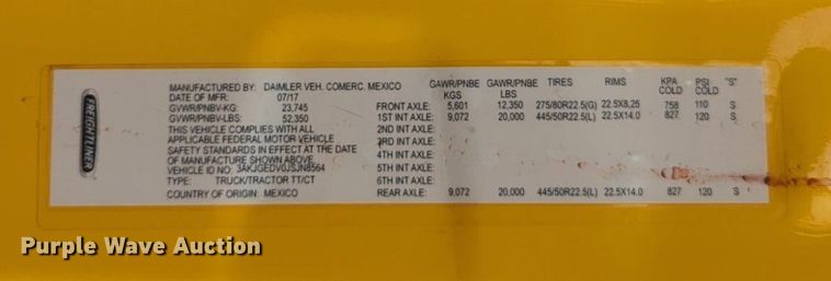 image for item NG9860 2018 Freightliner Cascadia semi truck