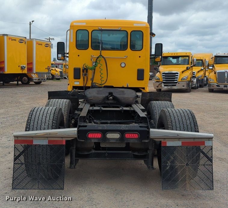 image for item NG9861 2020 Kenworth T680 semi truck