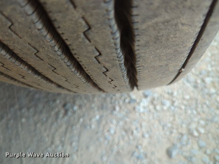 image for item NG9861 2020 Kenworth T680 semi truck