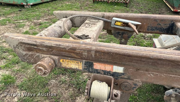 image for item NT9332 2005 Sterling  LT9500 roll-off container truck