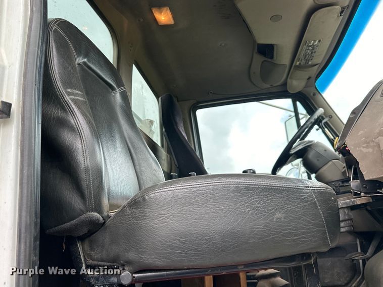 image for item NT9332 2005 Sterling  LT9500 roll-off container truck