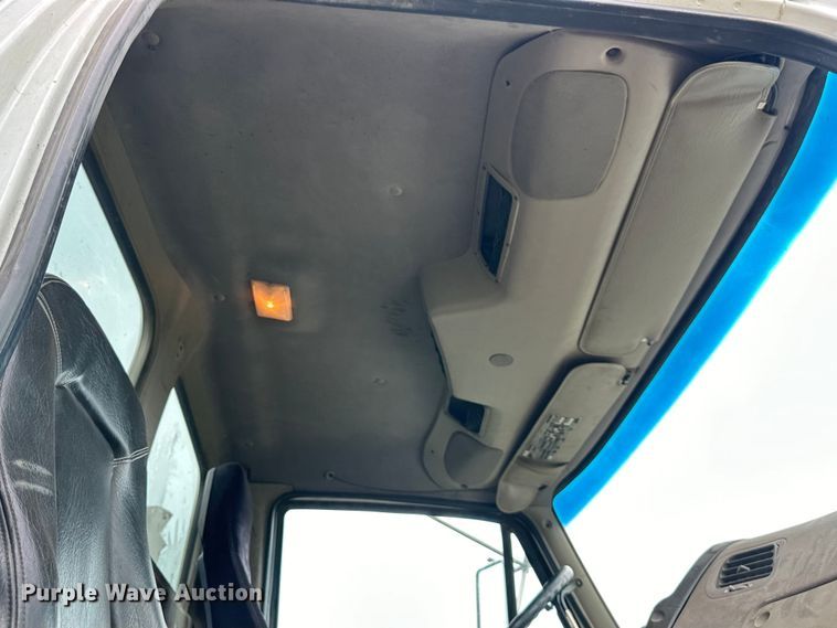 image for item NT9332 2005 Sterling  LT9500 roll-off container truck