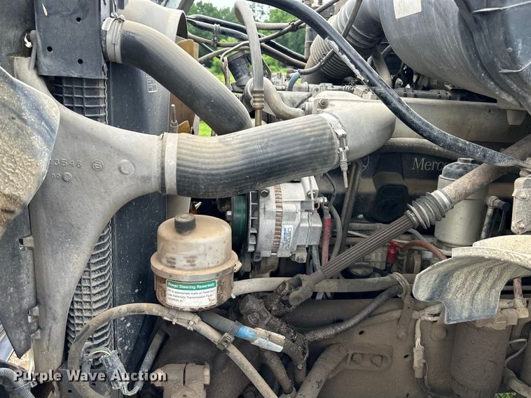 image for item NT9332 2005 Sterling  LT9500 roll-off container truck