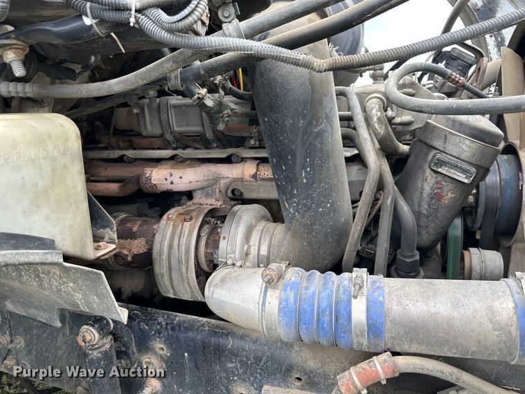 image for item NT9332 2005 Sterling  LT9500 roll-off container truck