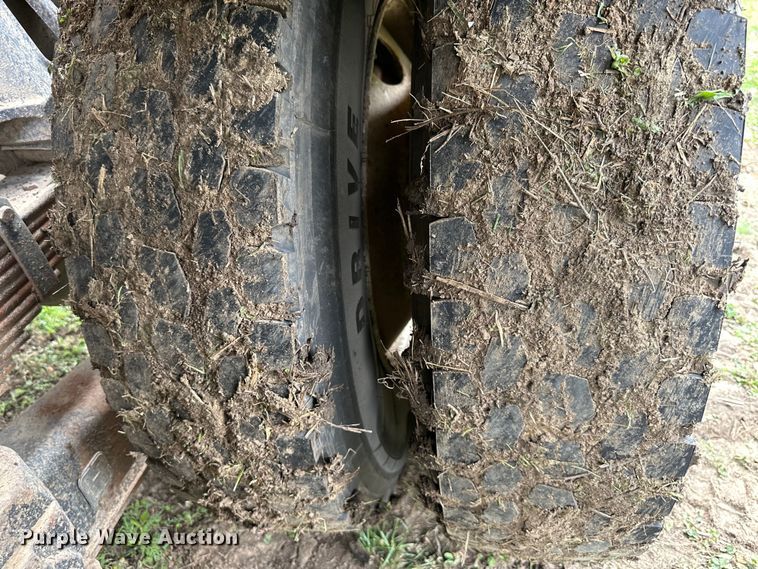 image for item NT9332 2005 Sterling  LT9500 roll-off container truck