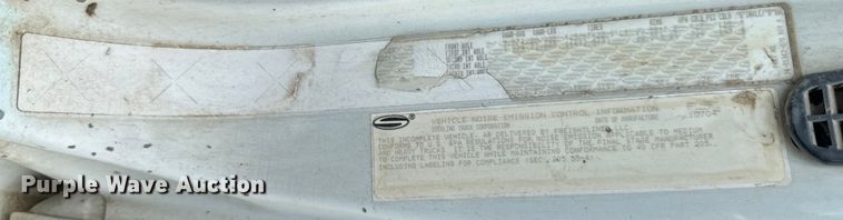 image for item NT9332 2005 Sterling  LT9500 roll-off container truck