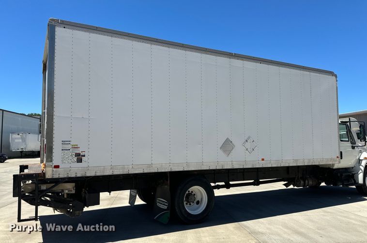 image for item NT9383 2018 International 4300  box truck