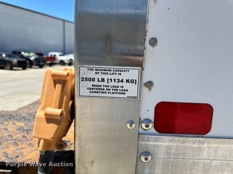 image for item NT9383 2018 International 4300  box truck