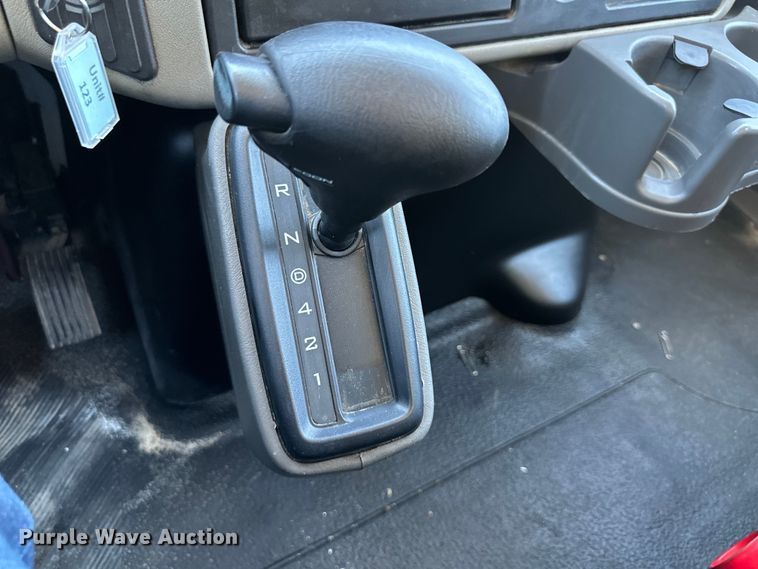 image for item NT9383 2018 International 4300  box truck