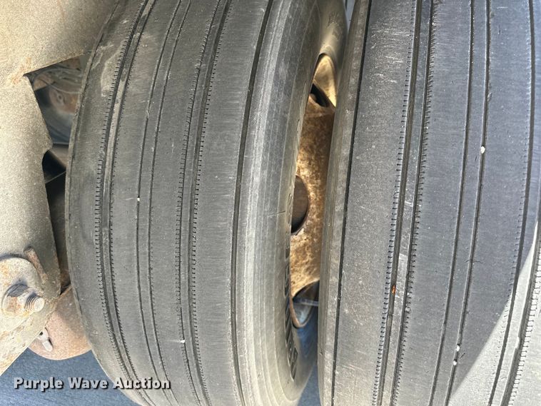 image for item NT9384 2008 Wabash  dry van trailer