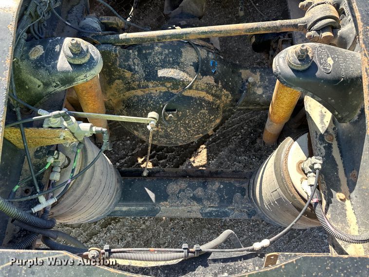 image for item NY9299 2004 Peterbilt 379 semi truck