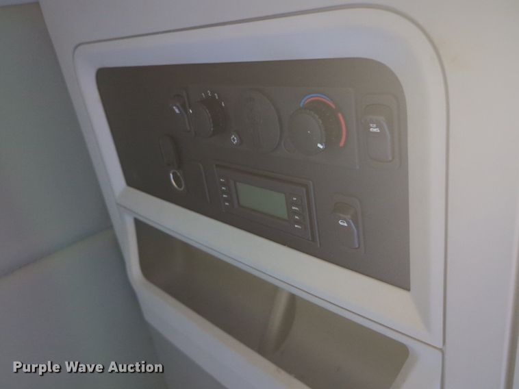 image for item NZ9273 2019 Kenworth  T680 semi truck