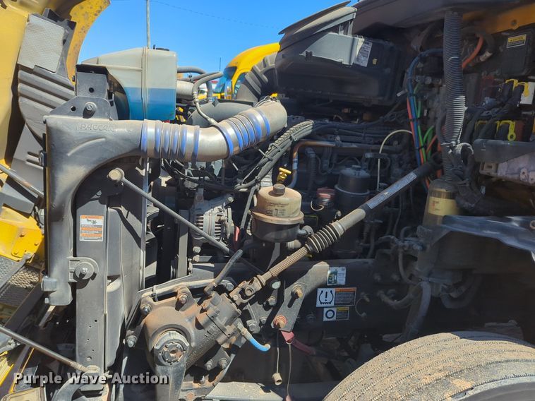 image for item NZ9273 2019 Kenworth  T680 semi truck