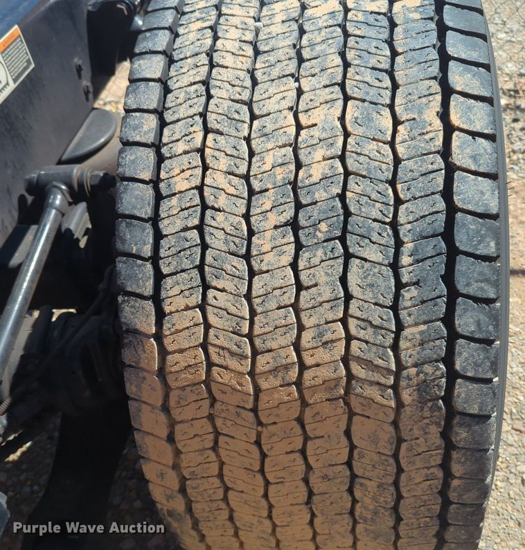 image for item NZ9273 2019 Kenworth  T680 semi truck