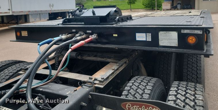 image for item NZ9919 2007 Dakota Manufacturing TE70HT drop deck hydratail equipment trailer