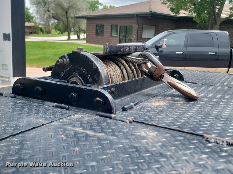 image for item NZ9919 2007 Dakota Manufacturing TE70HT drop deck hydratail equipment trailer