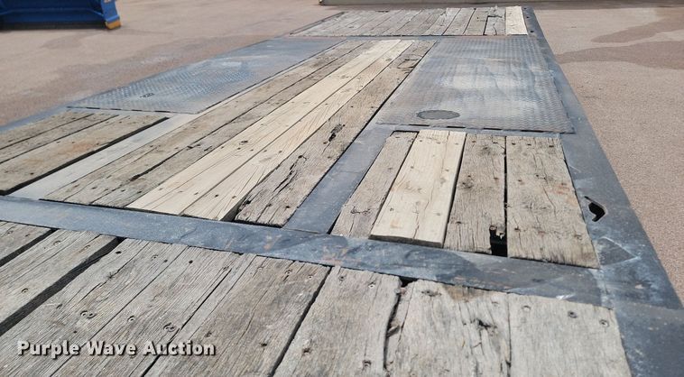 image for item NZ9919 2007 Dakota Manufacturing TE70HT drop deck hydratail equipment trailer