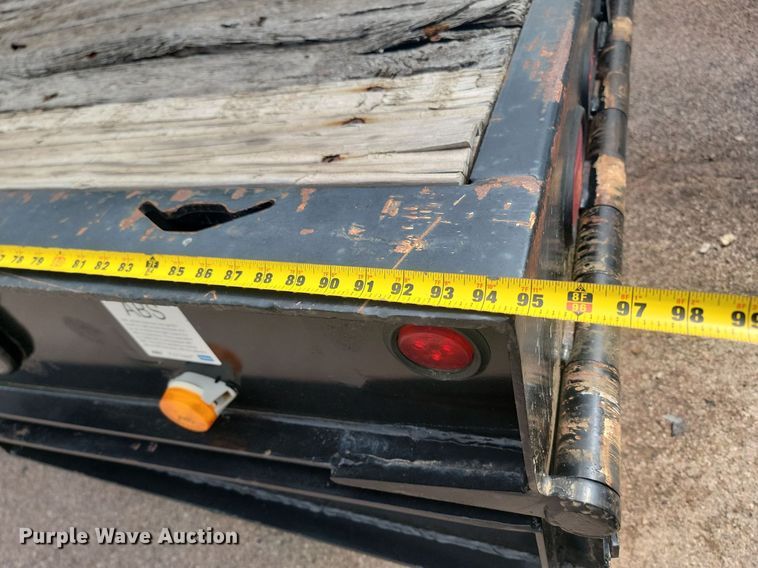 image for item NZ9919 2007 Dakota Manufacturing TE70HT drop deck hydratail equipment trailer