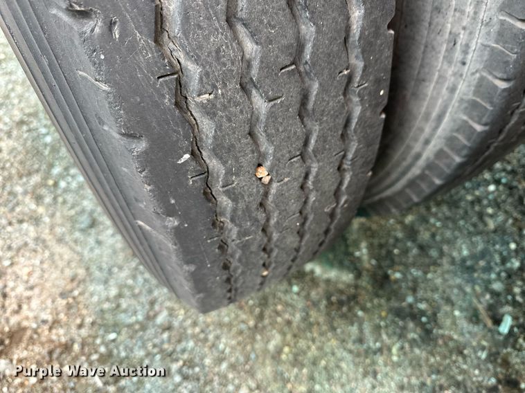 image for item OA9508 1986 Etnyre tank trailer