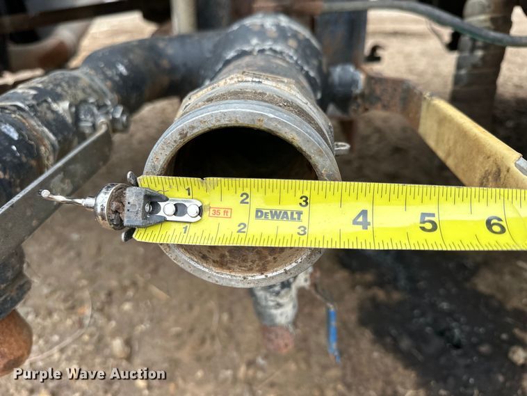 image for item OE9079 2001 Mack RD688S vacuum truck