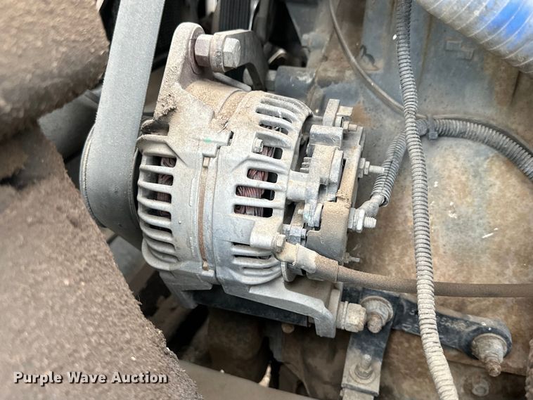 image for item OE9079 2001 Mack RD688S vacuum truck