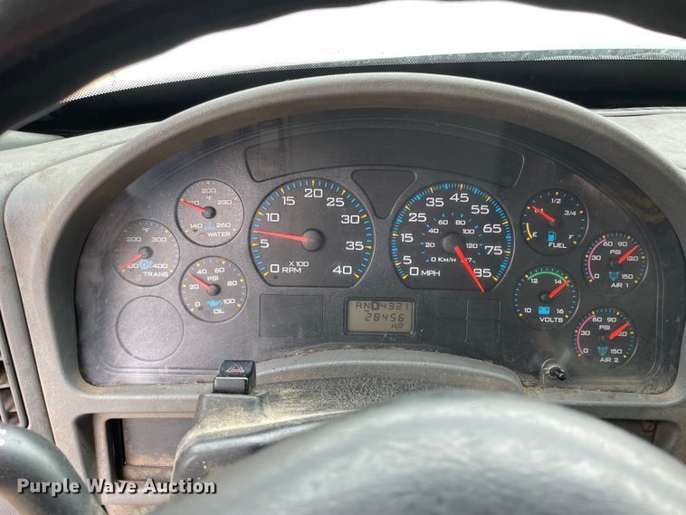 image for item OH9025 2006 International  7400 refuse truck