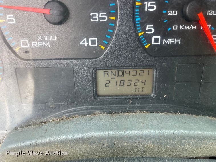 image for item OH9025 2006 International  7400 refuse truck