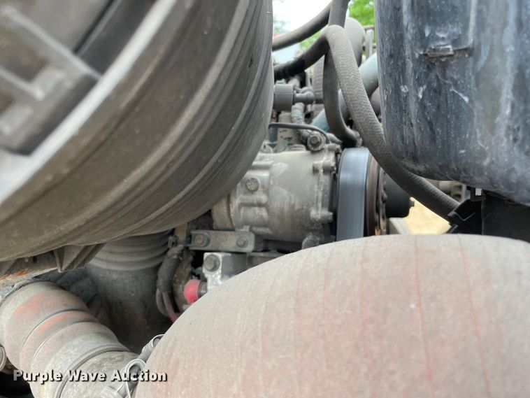 image for item OH9025 2006 International  7400 refuse truck