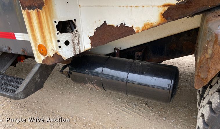 image for item OH9026 2009 International  7400 refuse truck