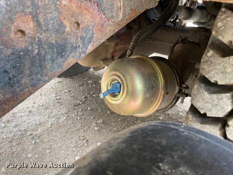 image for item OH9026 2009 International  7400 refuse truck