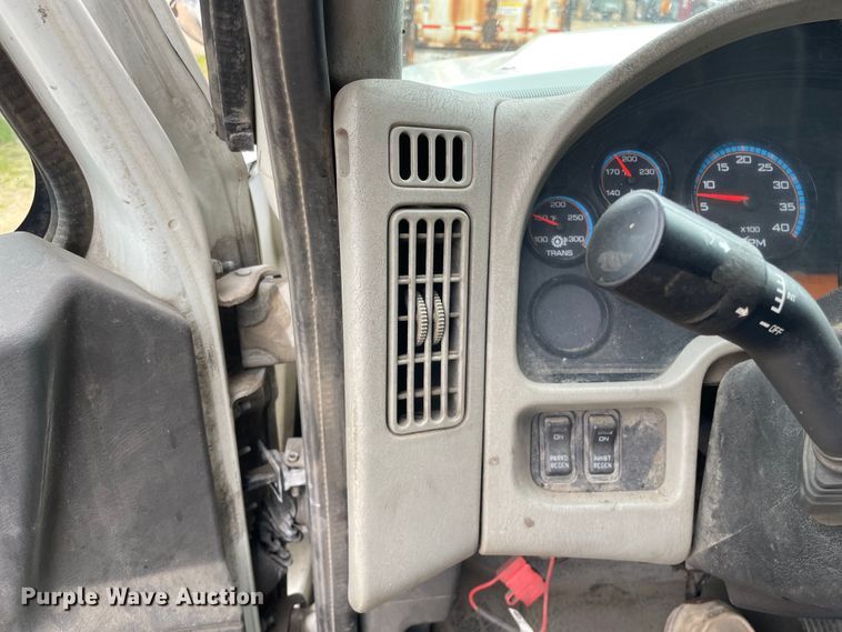 image for item OH9026 2009 International  7400 refuse truck