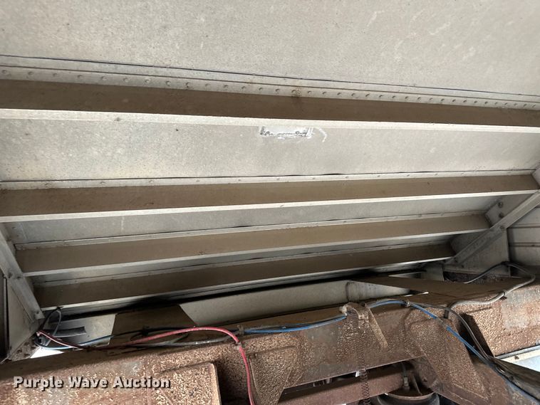 image for item OI9209 1999 Timpte grain trailer