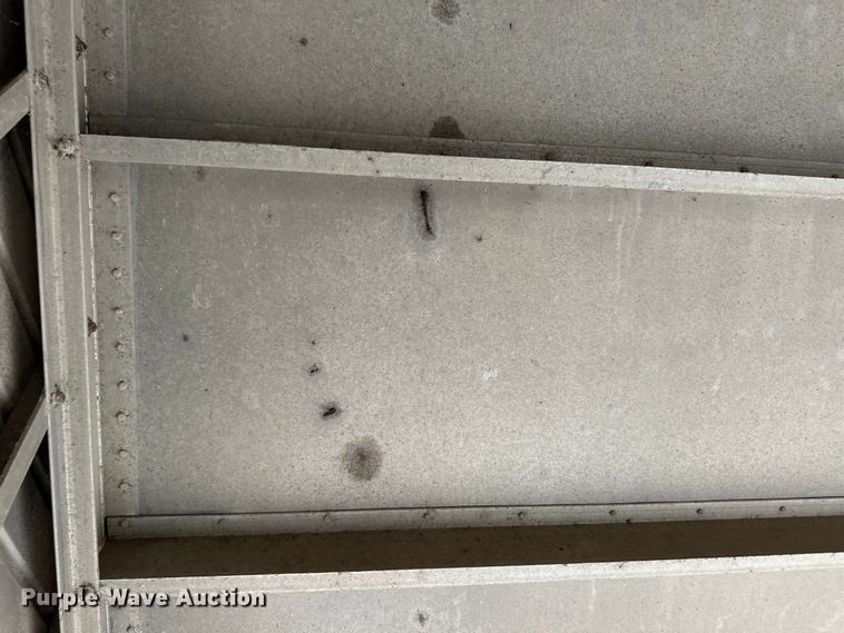 image for item OI9209 1999 Timpte grain trailer