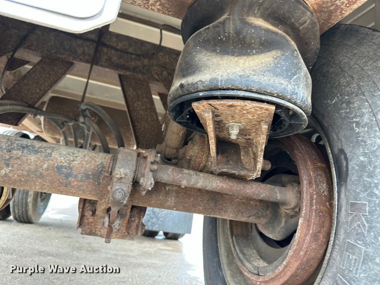 image for item OI9209 1999 Timpte grain trailer