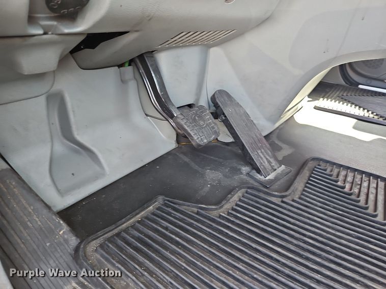 image for item OK9897 2020 Kenworth T680 semi truck