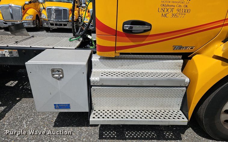 image for item OK9901 2020 Kenworth  T680 semi truck