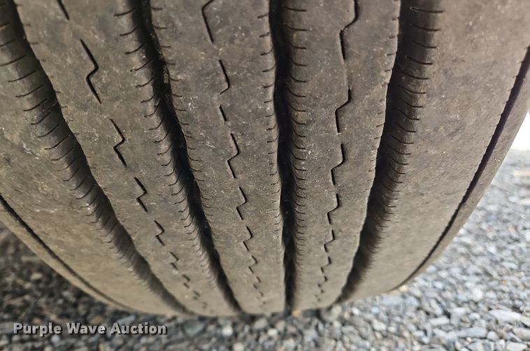 image for item OK9901 2020 Kenworth  T680 semi truck