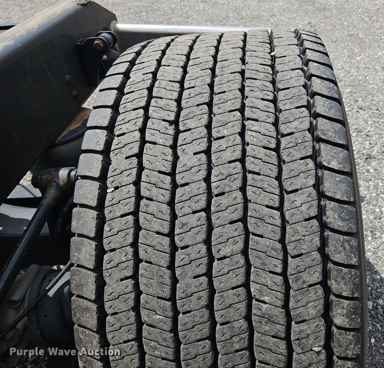 image for item OK9901 2020 Kenworth  T680 semi truck