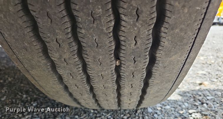 image for item OK9902 2020 Kenworth  T680 semi truck