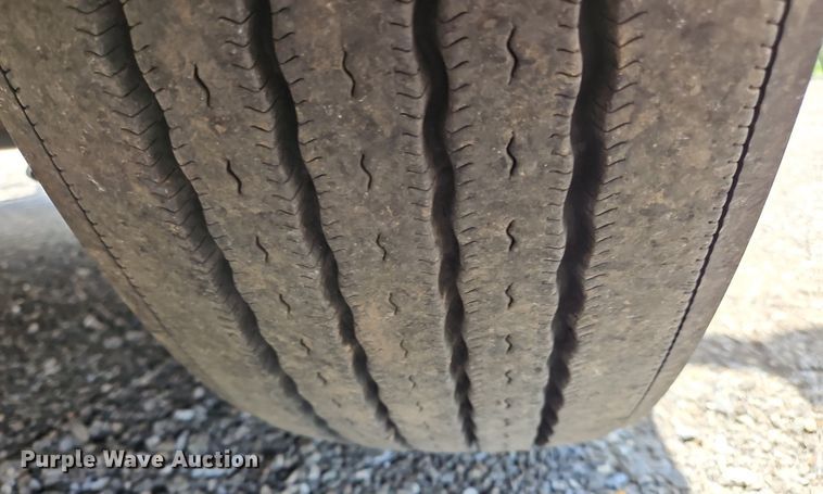 image for item OK9902 2020 Kenworth  T680 semi truck