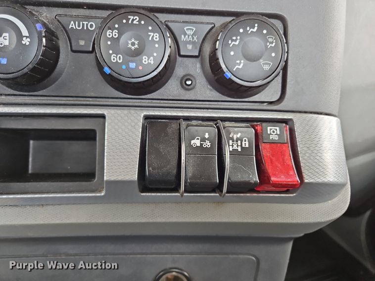 image for item OK9904 2020 Kenworth  T680 semi truck