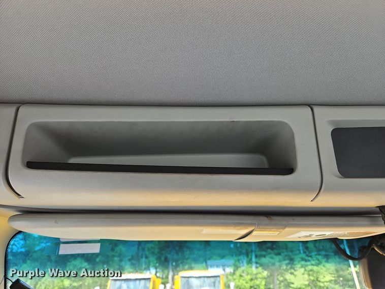 image for item OK9904 2020 Kenworth  T680 semi truck