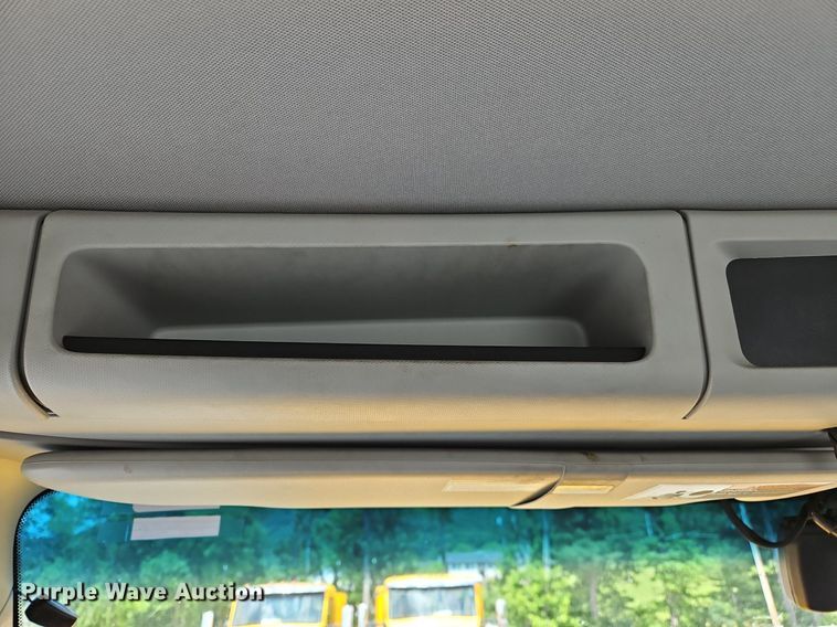 image for item OK9904 2020 Kenworth  T680 semi truck