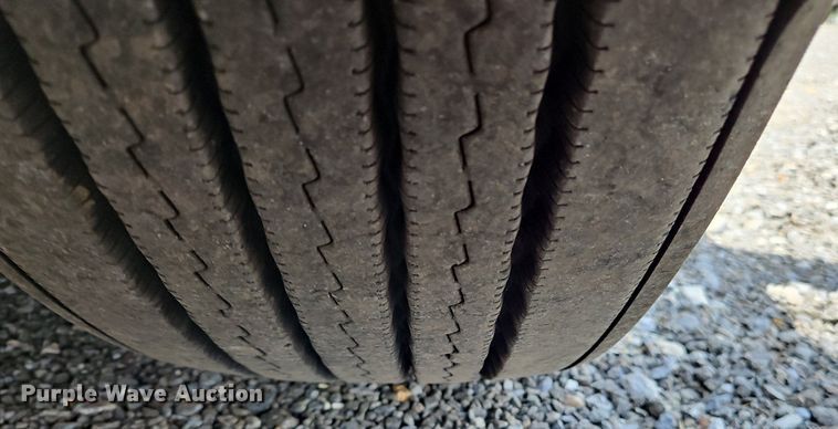 image for item OK9904 2020 Kenworth  T680 semi truck