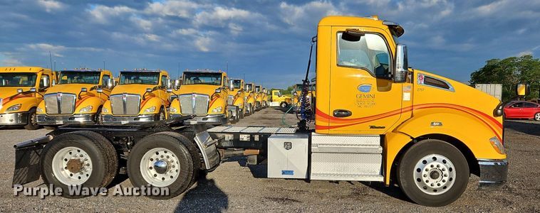 image for item OK9910 2020 Kenworth T680 semi truck