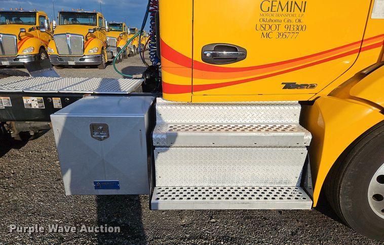 image for item OK9910 2020 Kenworth T680 semi truck