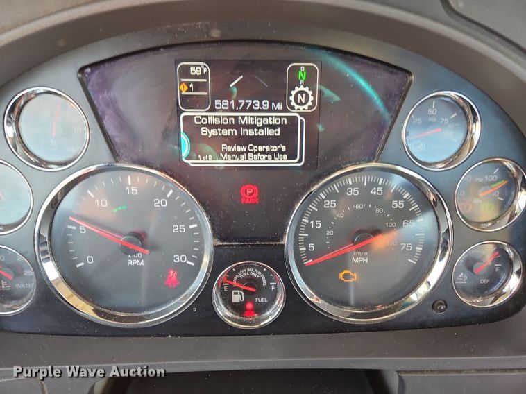 image for item OK9910 2020 Kenworth T680 semi truck