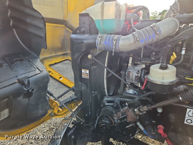 image for item OK9910 2020 Kenworth T680 semi truck