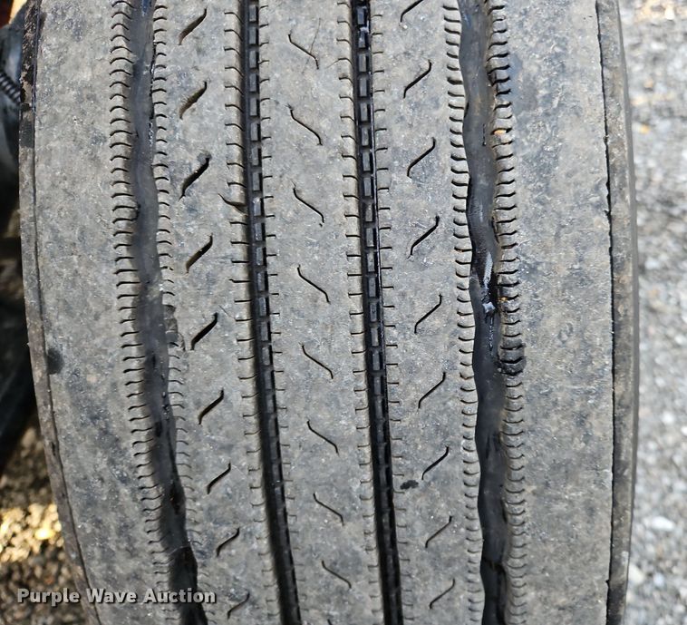 image for item OK9910 2020 Kenworth T680 semi truck