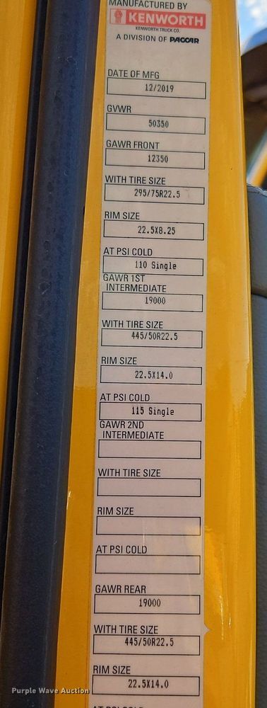 image for item OK9910 2020 Kenworth T680 semi truck